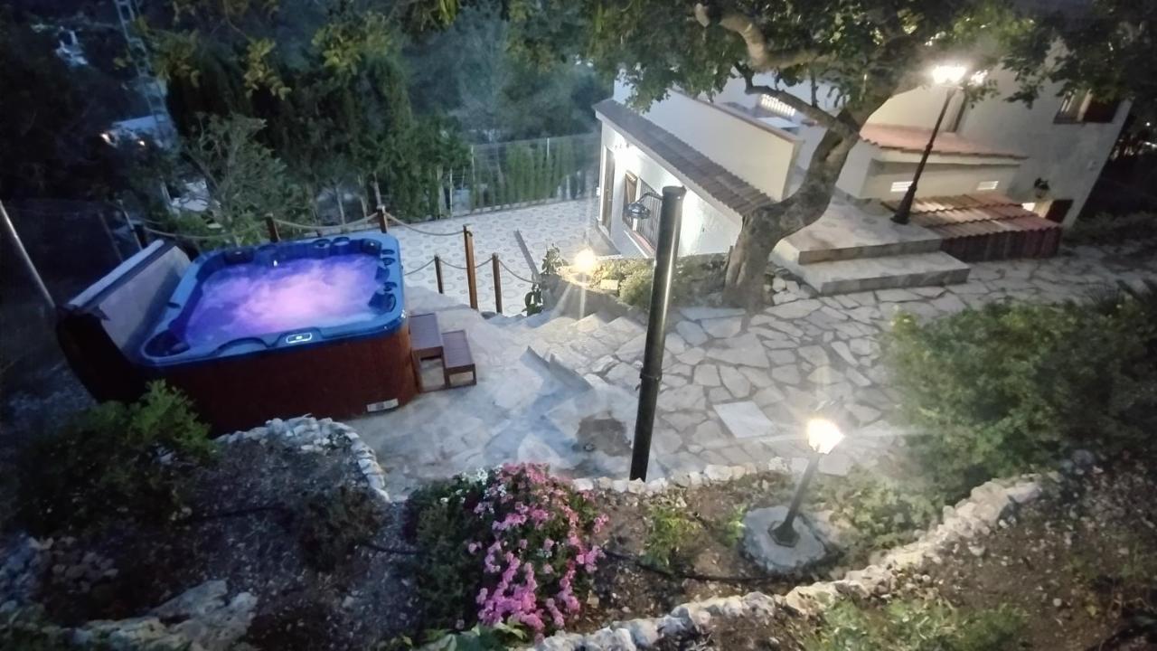Silom House Villa Сант Пере де Рибес Екстериор снимка