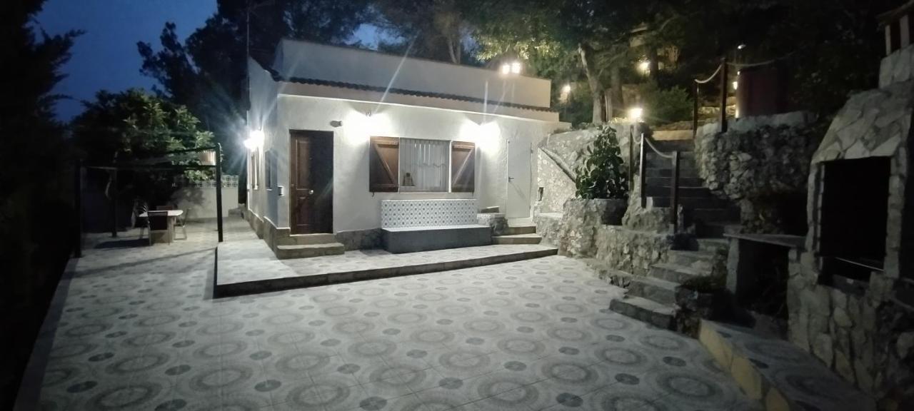 Silom House Villa Сант Пере де Рибес Екстериор снимка