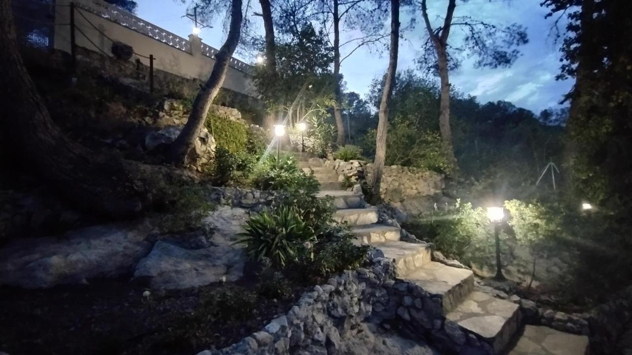 Silom House Villa Сант Пере де Рибес Екстериор снимка