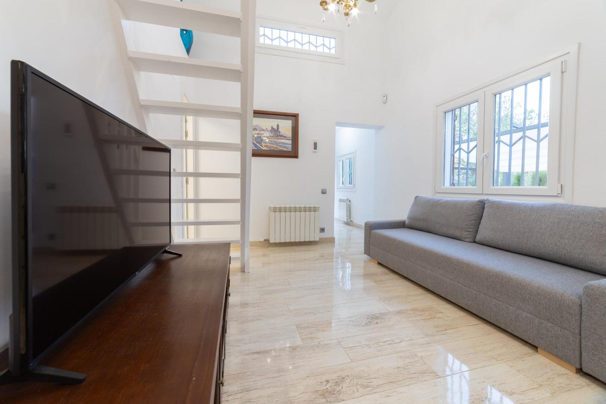 Silom House Villa Сант Пере де Рибес Екстериор снимка